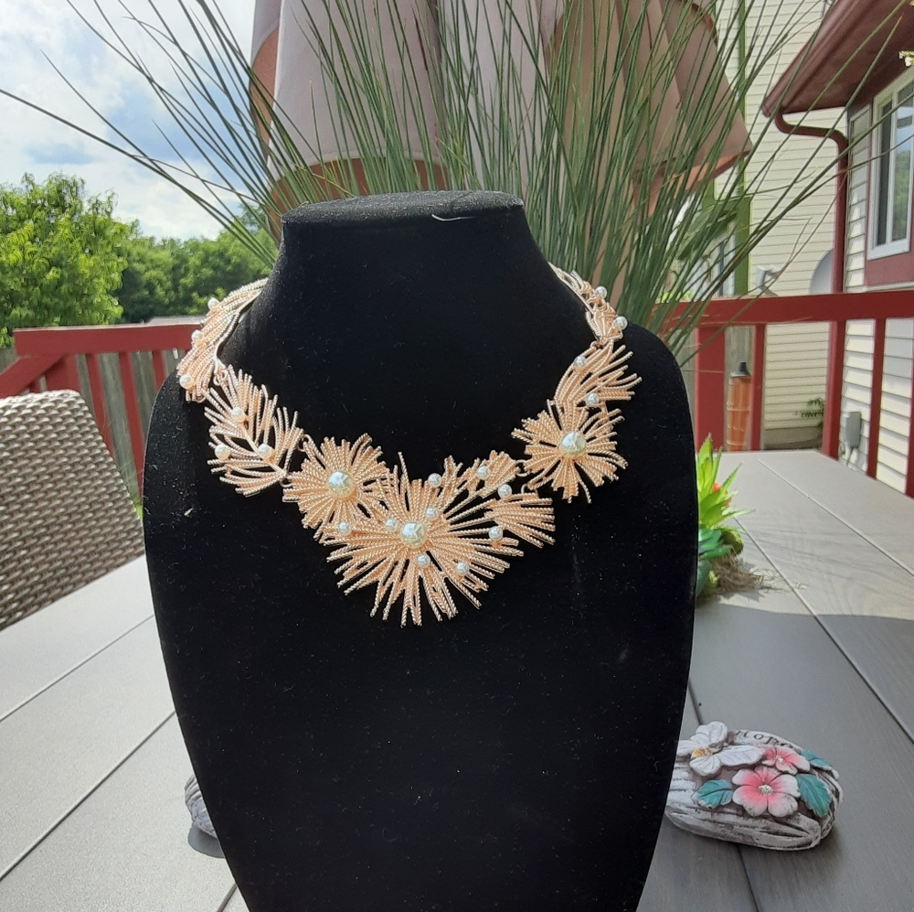 🎉Clearance🎉Rose Gold Spikey Pearl Necklace